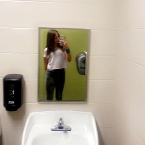 Meet your Posher, Maddie